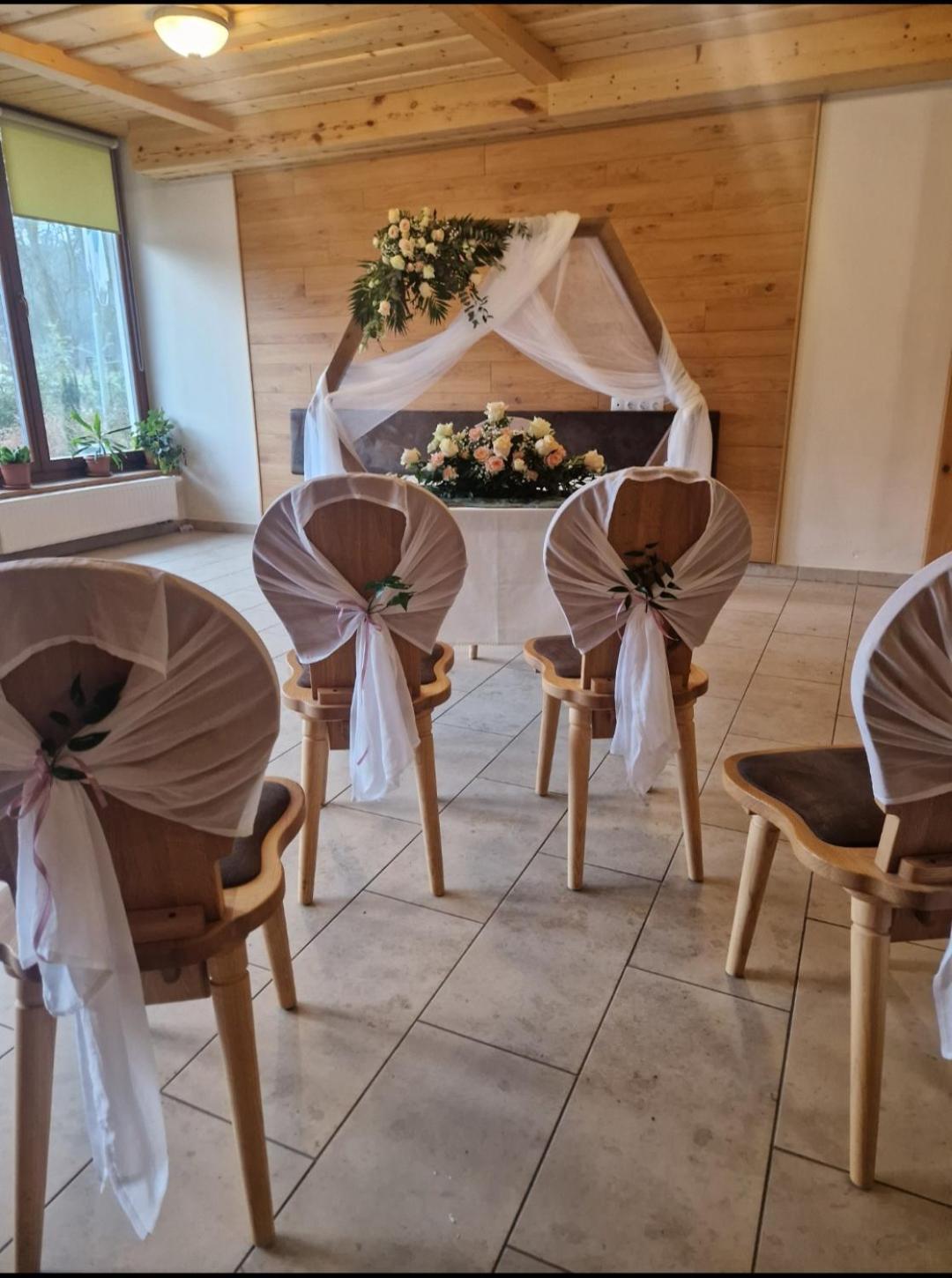Hódoséri Vadászház Bakonyszentlaszlo Esterno foto